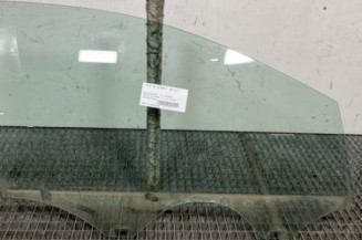 Vitre avant droit VOLKSWAGEN POLO 5 Photo n°1