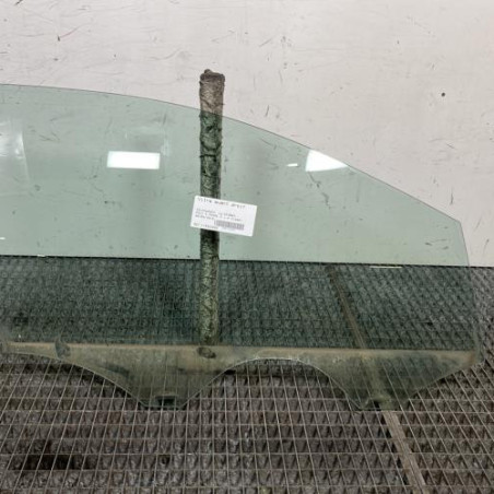 Vitre avant droit VOLKSWAGEN POLO 5 Photo n°1