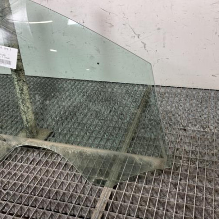 Vitre avant droit VOLKSWAGEN POLO 5