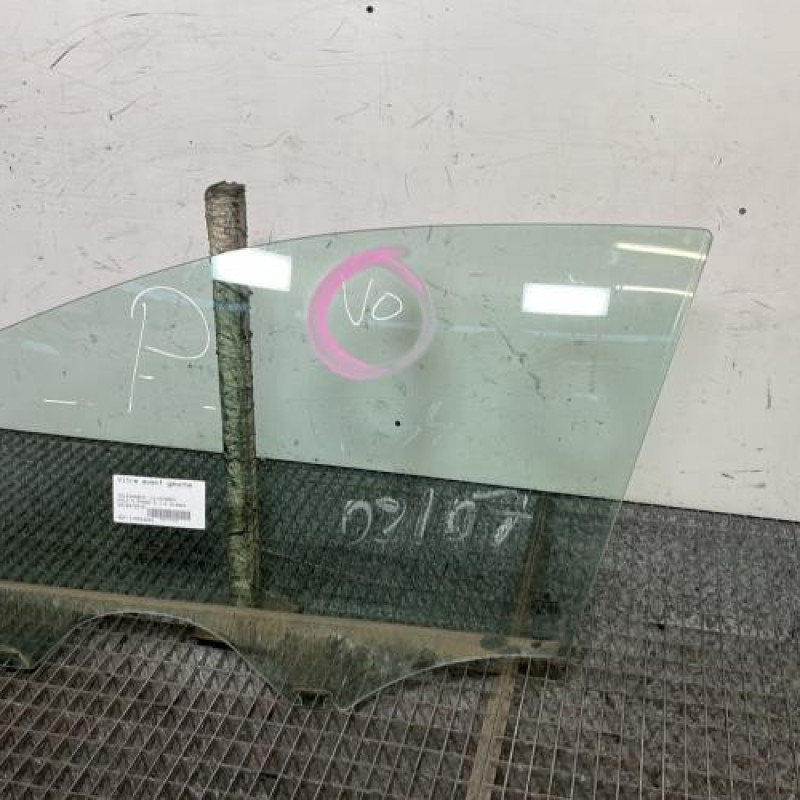 Vitre avant gauche VOLKSWAGEN POLO 5 Photo n°3