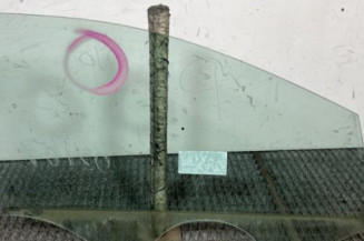 Vitre avant gauche VOLKSWAGEN POLO 5