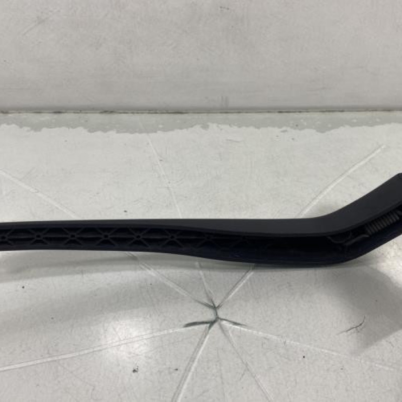 Bras essuie glace arriere TOYOTA YARIS 2 Photo n°3