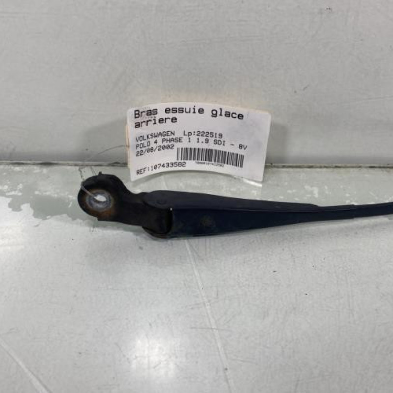 Bras essuie glace arriere VOLKSWAGEN POLO 4 Photo n°1