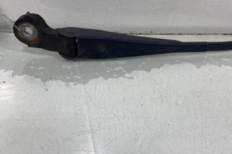 Bras essuie glace arriere VOLKSWAGEN POLO 4