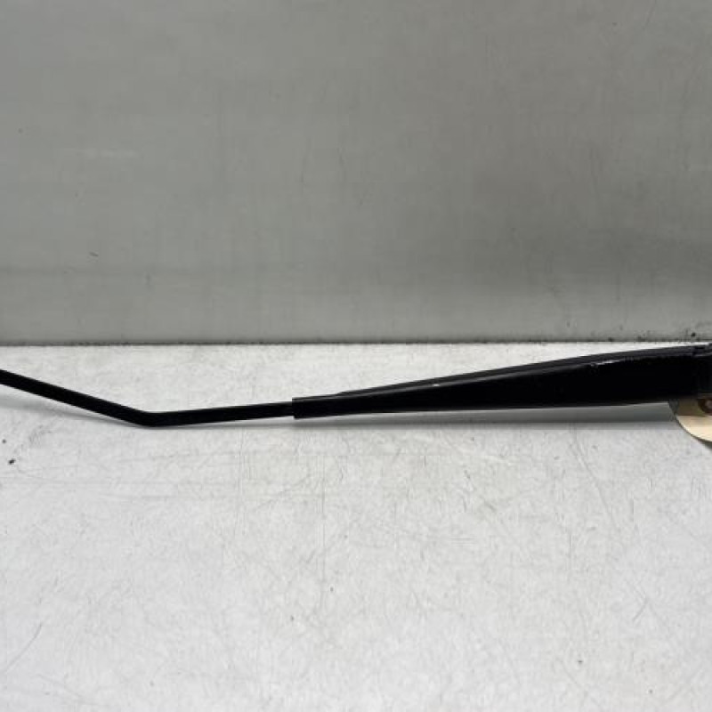 Bras essuie glace avant droit ALFA ROMEO GIULIETTA 2 Photo n°1