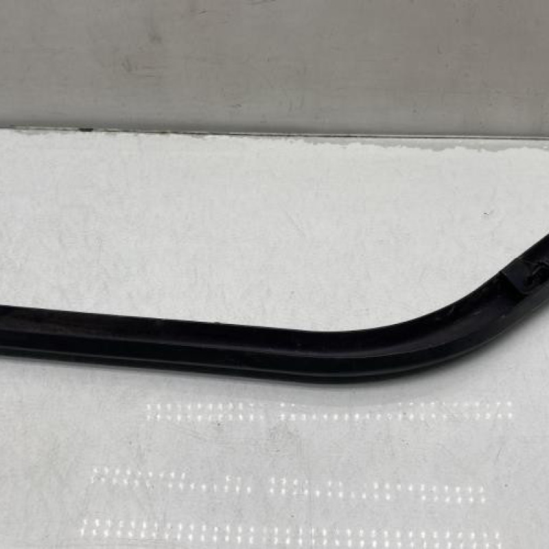 Bras essuie glace arriere FORD FIESTA 4 Photo n°2