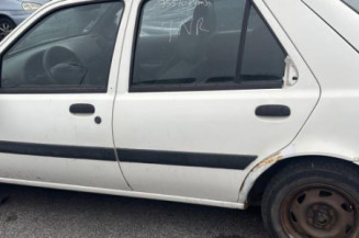 Bras essuie glace arriere FORD FIESTA 4