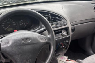 Bras essuie glace arriere FORD FIESTA 4