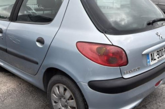 Bras essuie glace arriere PEUGEOT 206