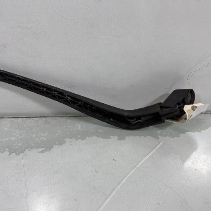 Bras essuie glace arriere TOYOTA YARIS 2 Photo n°3