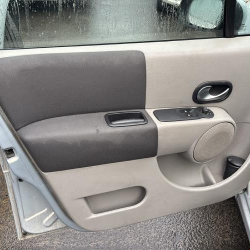 Bras essuie glace arriere RENAULT MODUS Photo n°13