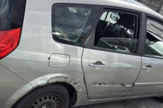 Bras essuie glace avant droit RENAULT GRAND SCENIC 2