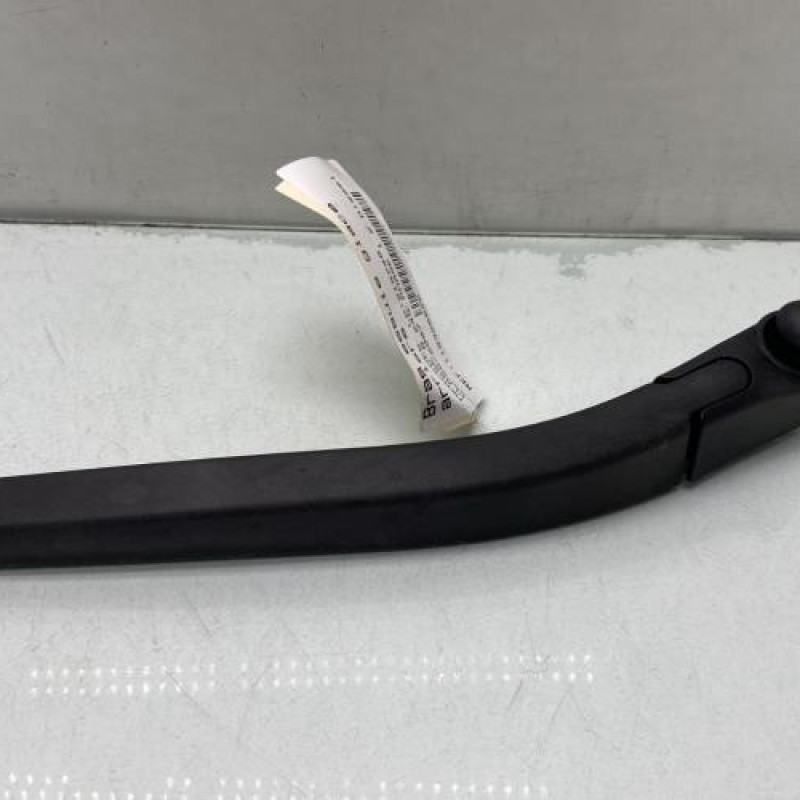 Bras essuie glace arriere MERCEDES CLASSE B 245 Photo n°1