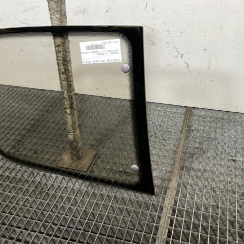 Custode arriere droit PEUGEOT 205 Photo n°3