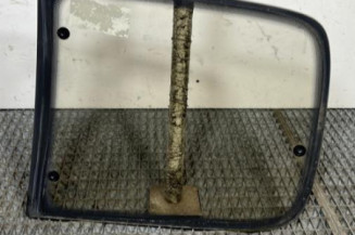 Custode arriere droit PEUGEOT 205