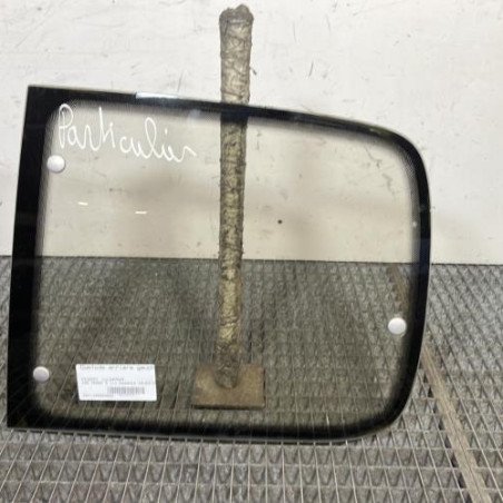 Custode arriere gauche PEUGEOT 205 Photo n°1