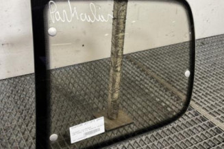 Custode arriere gauche PEUGEOT 205