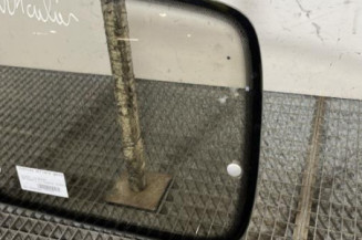 Custode arriere gauche PEUGEOT 205