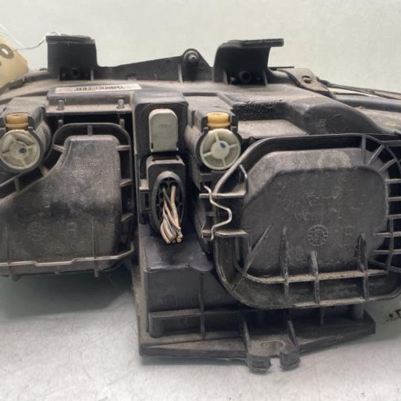 Optique avant principal droit (feux)(phare) AUDI A4 2 Photo n°4