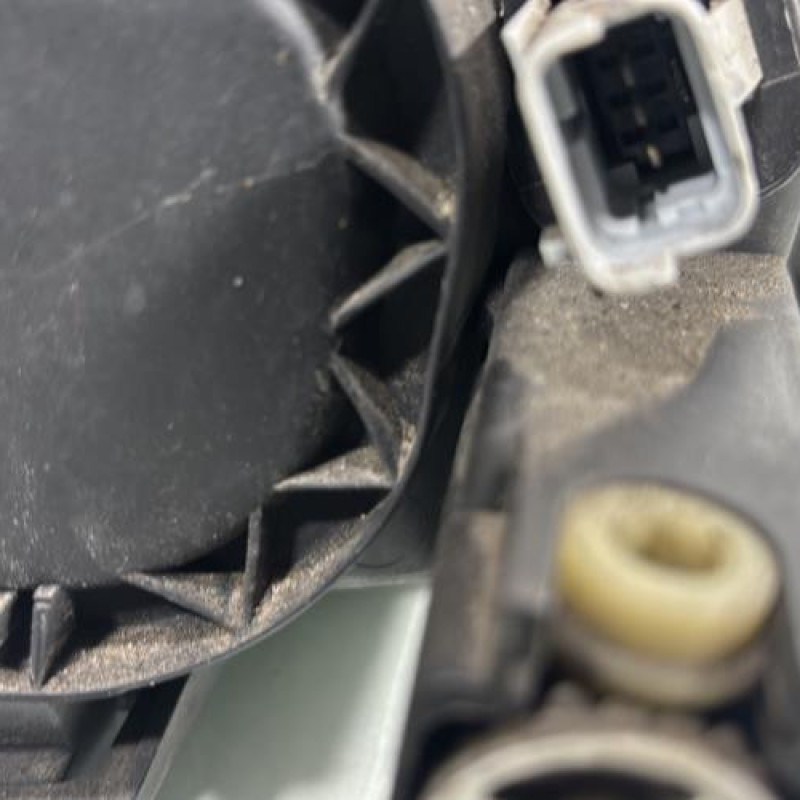 Optique avant principal gauche (feux)(phare) PEUGEOT 206 Photo n°4