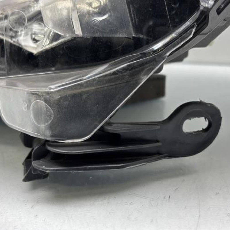 Optique avant principal gauche (feux)(phare) PEUGEOT 208 1 Photo n°2