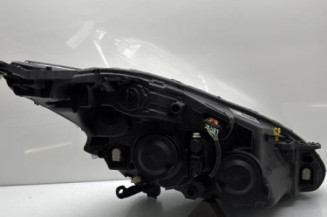 Optique avant principal gauche (feux)(phare) PEUGEOT 208 1