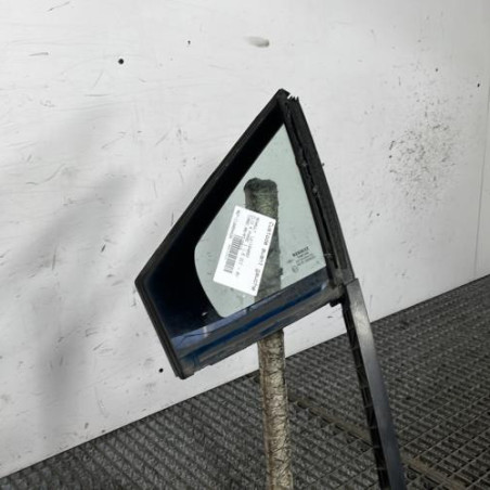 Custode avant gauche (porte) RENAULT CLIO 4