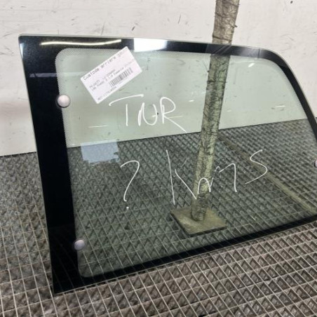 Custode arriere gauche PEUGEOT 106