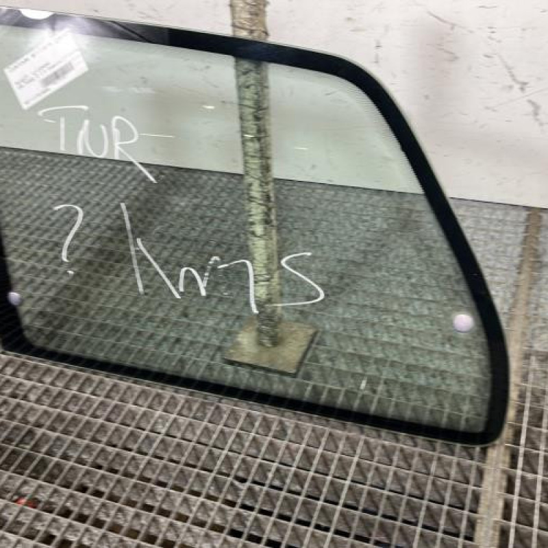 Custode arriere gauche PEUGEOT 106 Photo n°3