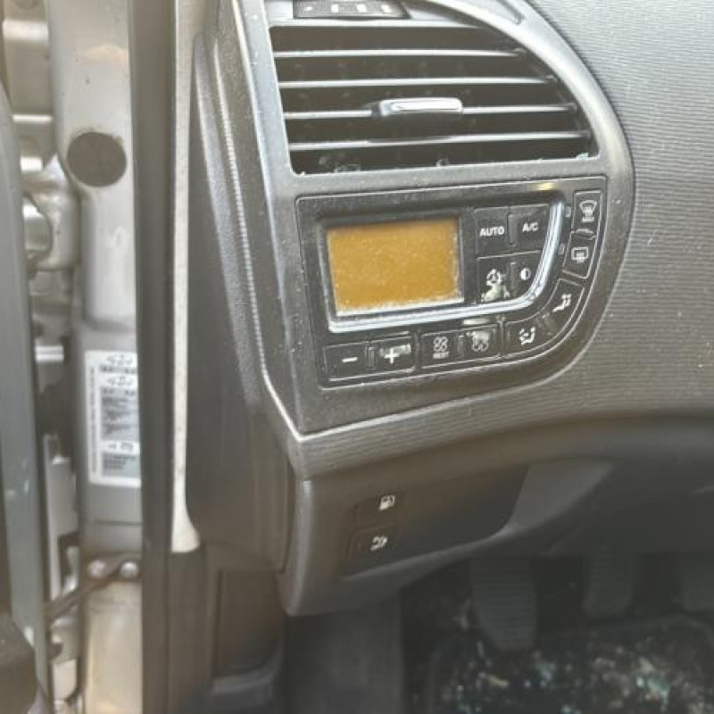 Reservoir essence CITROEN C4 GRAND PICASSO 1 Photo n°18