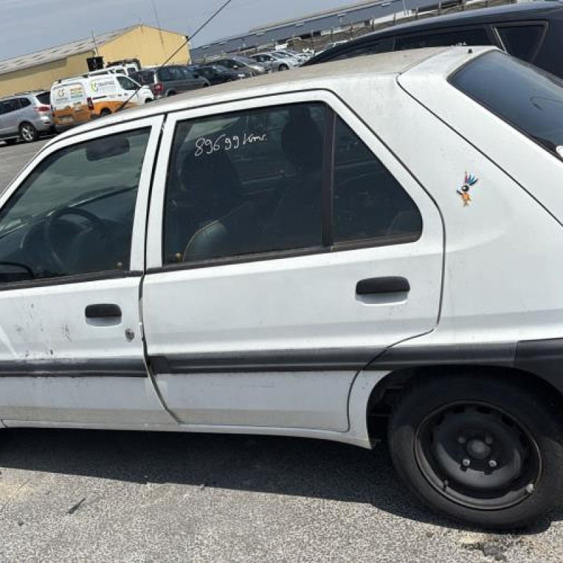 Tambour arriere droit CITROEN SAXO Photo n°17