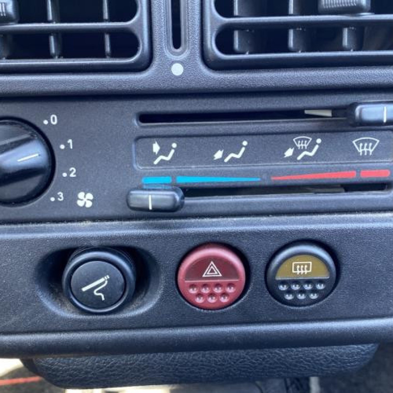 Tambour arriere droit PEUGEOT 106 Photo n°17