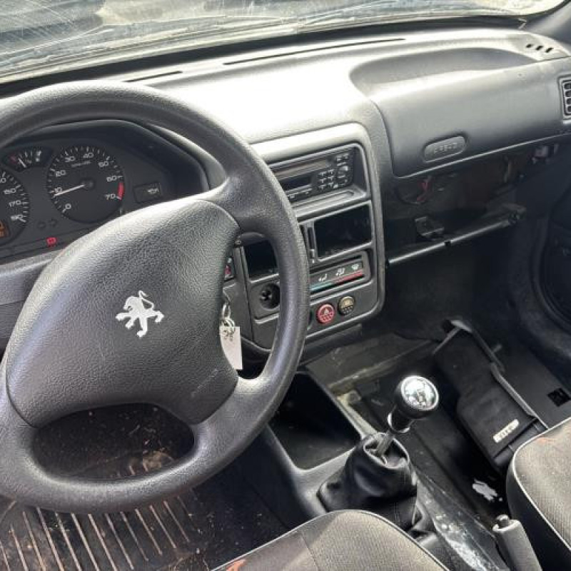 Tambour arriere droit PEUGEOT 106 Photo n°17