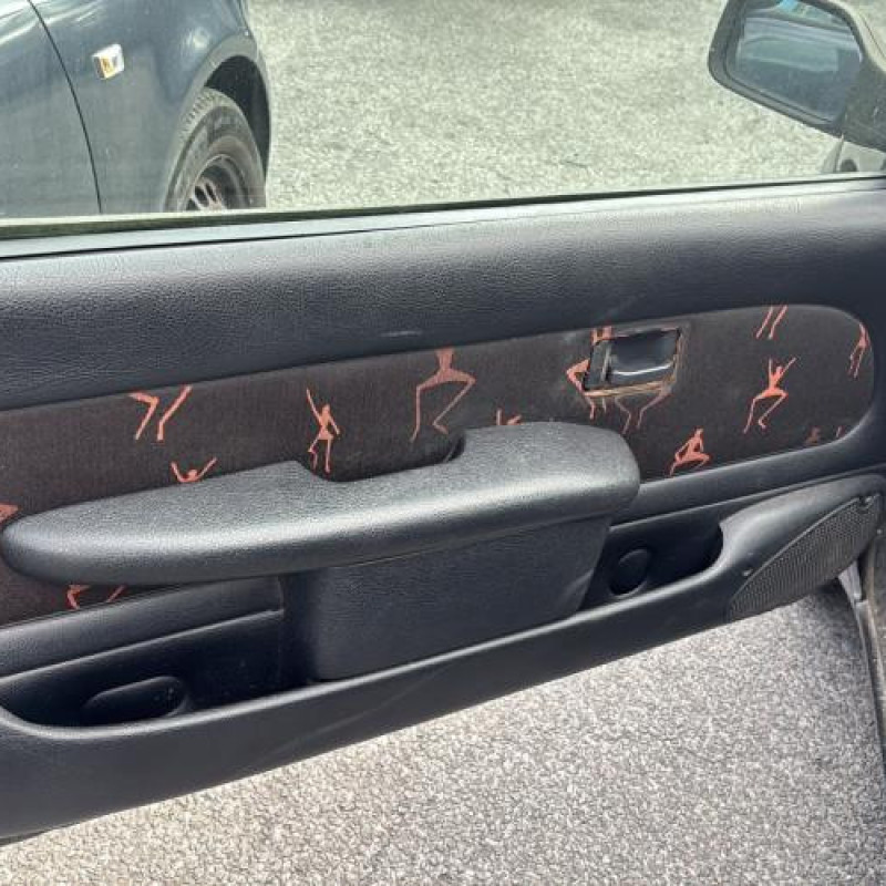 Tambour arriere gauche PEUGEOT 106 Photo n°14