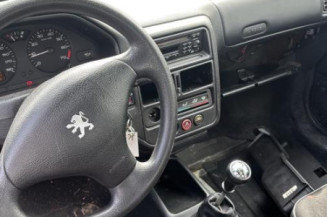 Tambour arriere gauche PEUGEOT 106