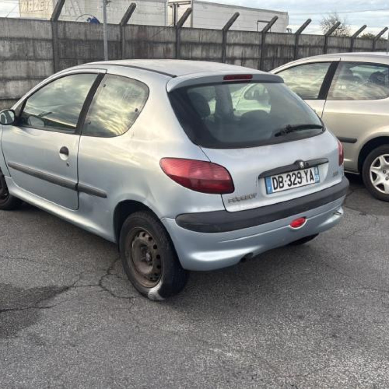 Tambour arriere droit PEUGEOT 206 Photo n°5