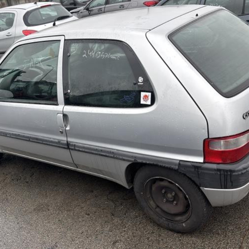 Tambour arriere gauche CITROEN SAXO Photo n°6