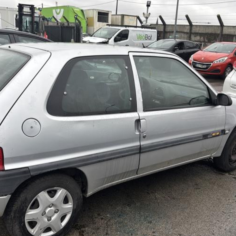 Tambour arriere gauche CITROEN SAXO Photo n°7