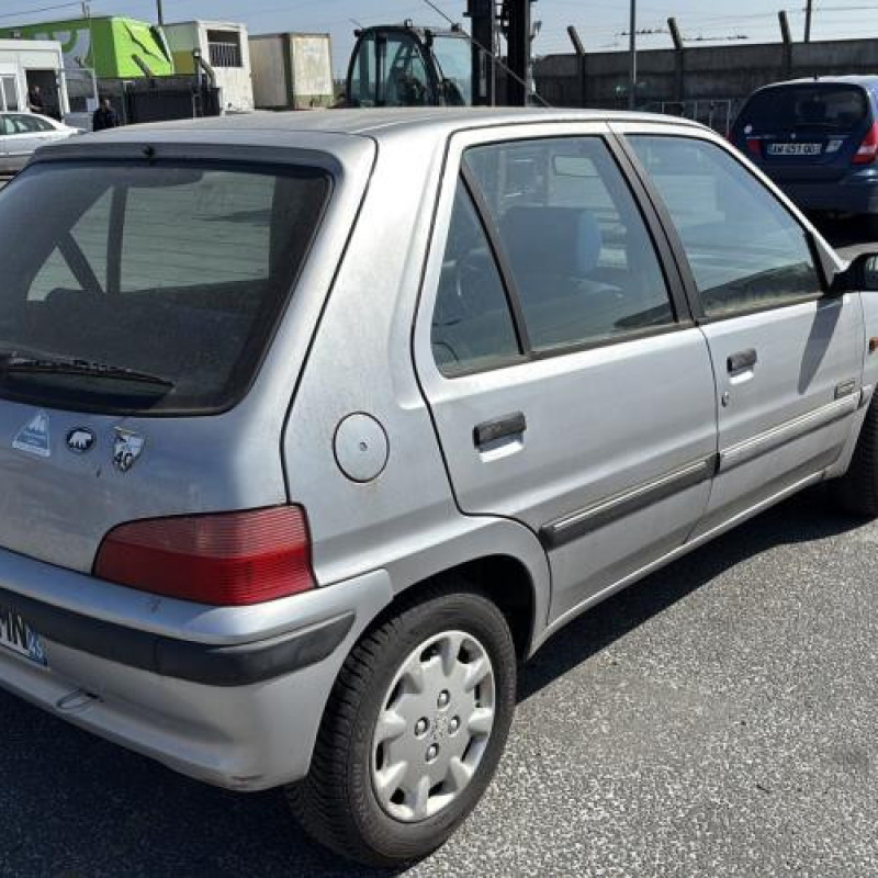 Tambour arriere droit PEUGEOT 106 Photo n°3