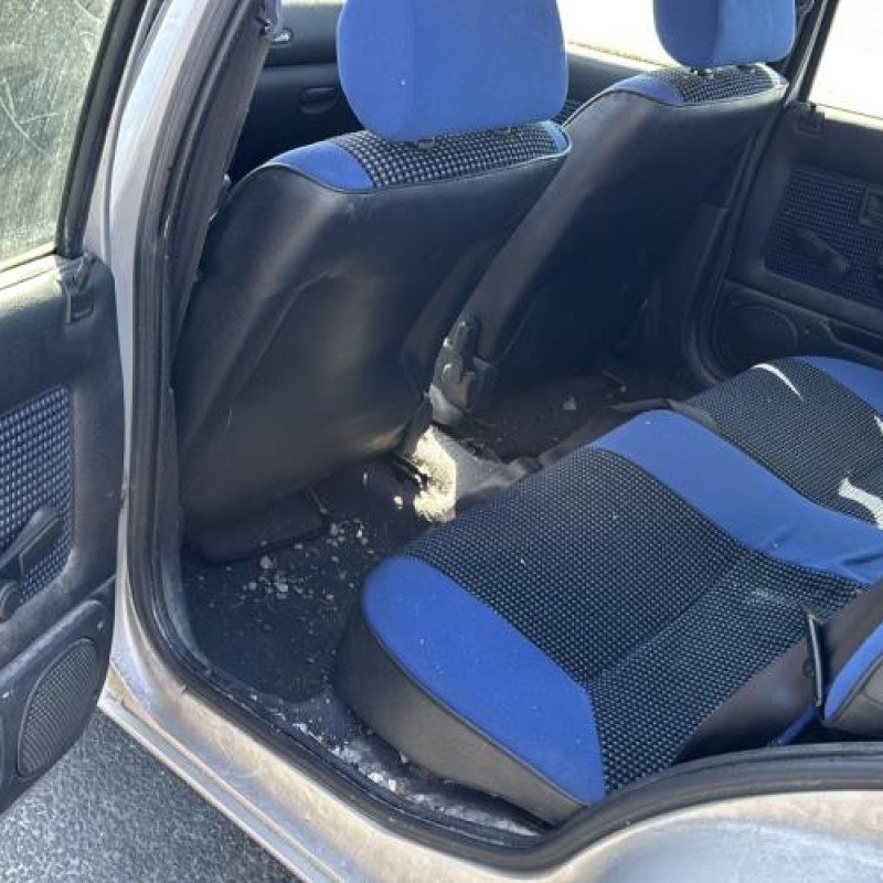 Tambour arriere droit PEUGEOT 106 Photo n°10