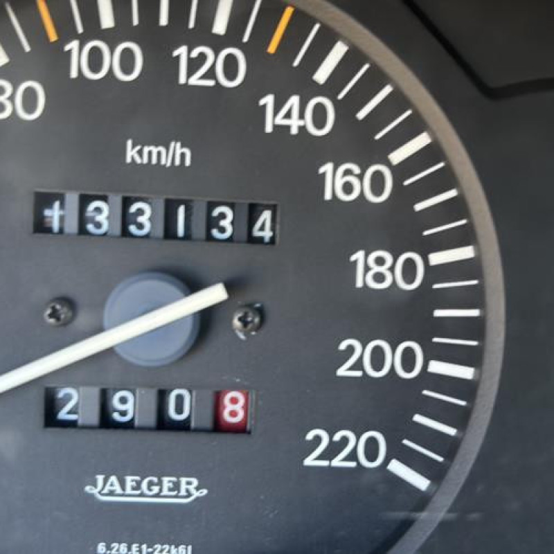 Tambour arriere gauche PEUGEOT 106 Photo n°18