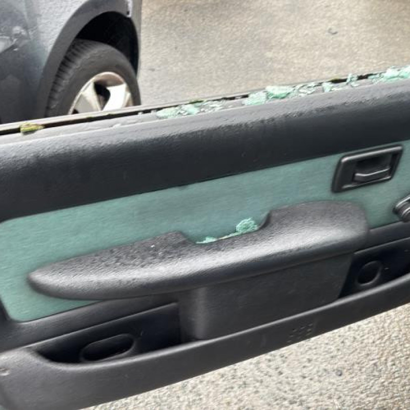 Tambour arriere droit PEUGEOT 106 Photo n°11