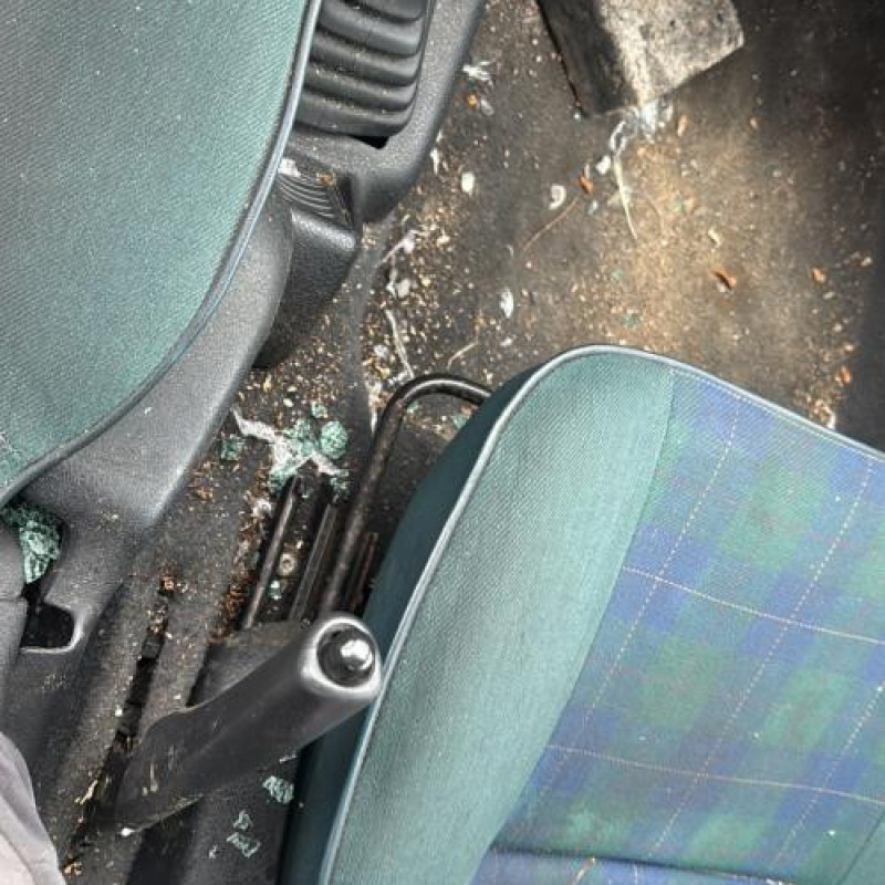 Tambour arriere droit PEUGEOT 106 Photo n°17