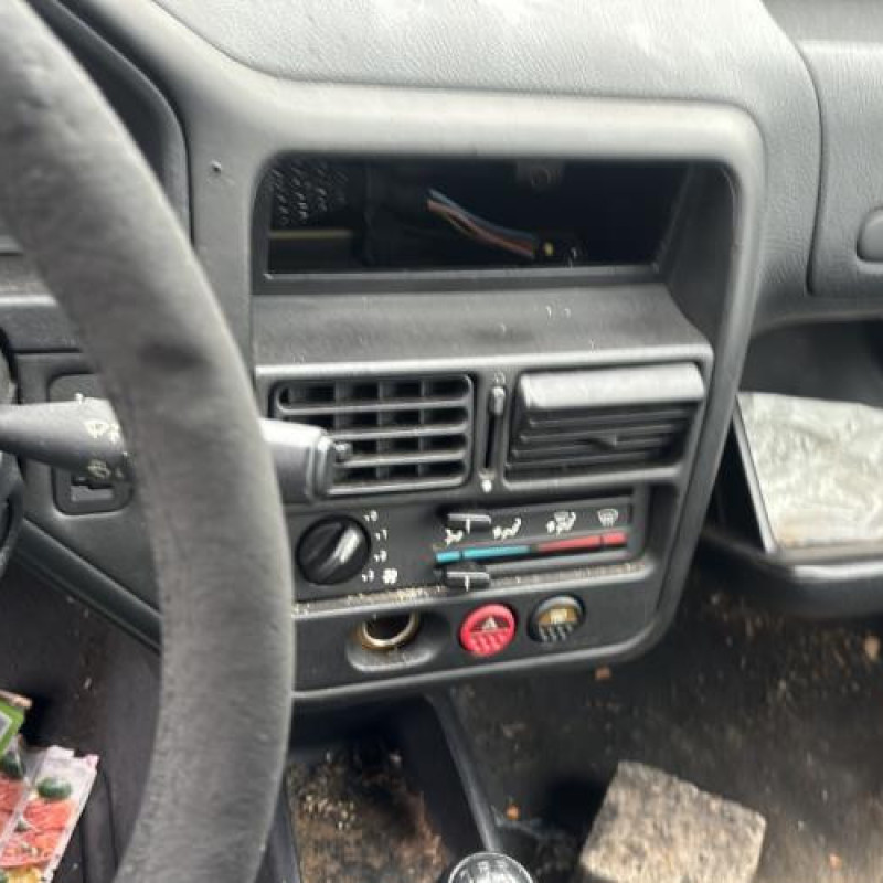 Tambour arriere gauche PEUGEOT 106 Photo n°16