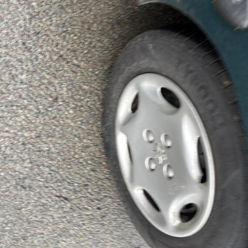 Tambour arriere gauche PEUGEOT 106 Photo n°18