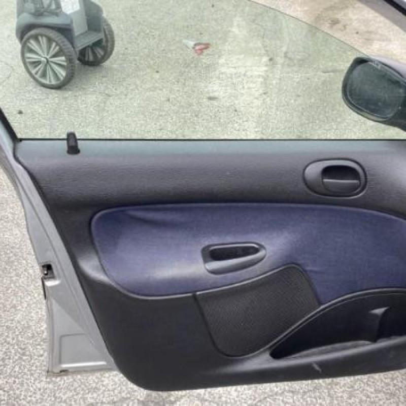 Tambour arriere droit PEUGEOT 206 Photo n°9