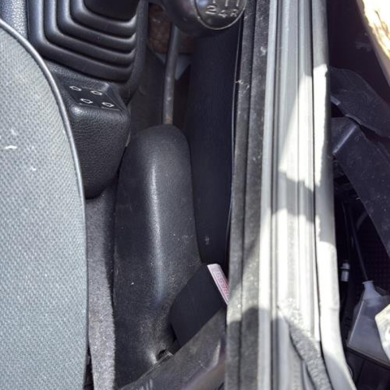 Tambour arriere droit PEUGEOT 106 Photo n°13