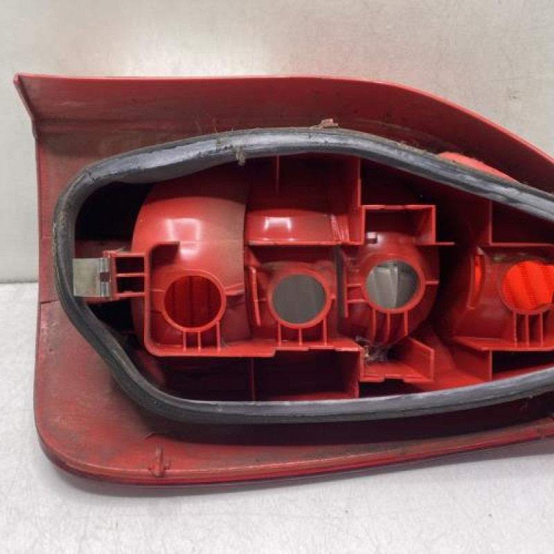 Feu arriere principal gauche (feux) CITROEN XSARA PICASSO Photo n°2