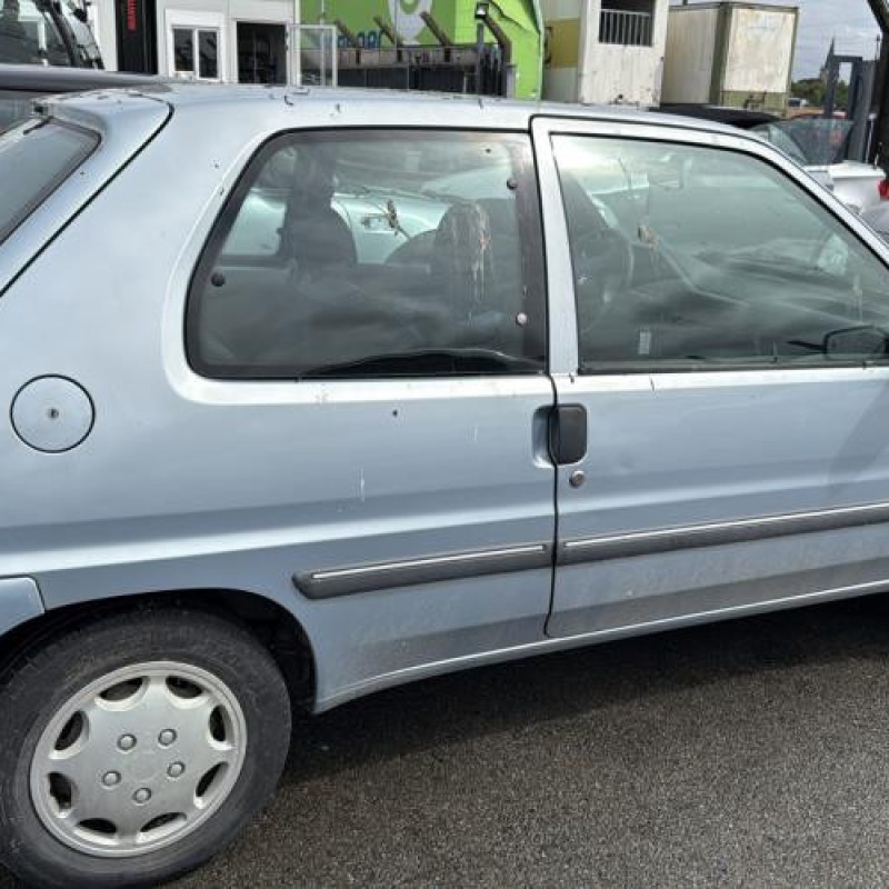 Tambour arriere droit PEUGEOT 106 Photo n°6