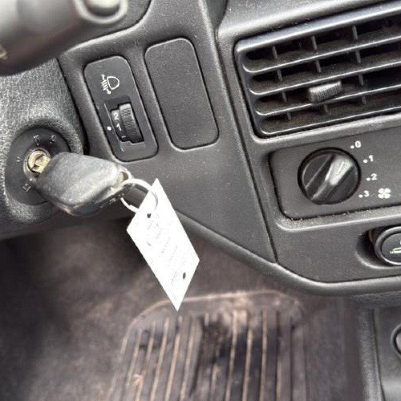 Tambour arriere droit PEUGEOT 106 Photo n°16